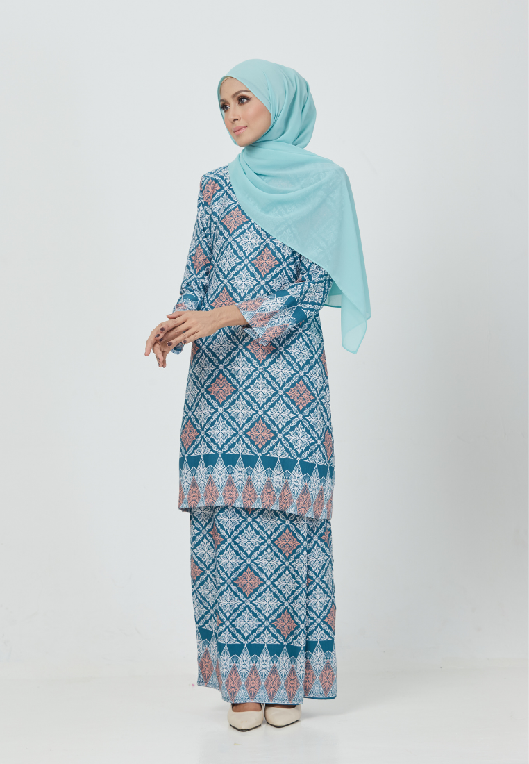 The Emerald Kurung | Steel