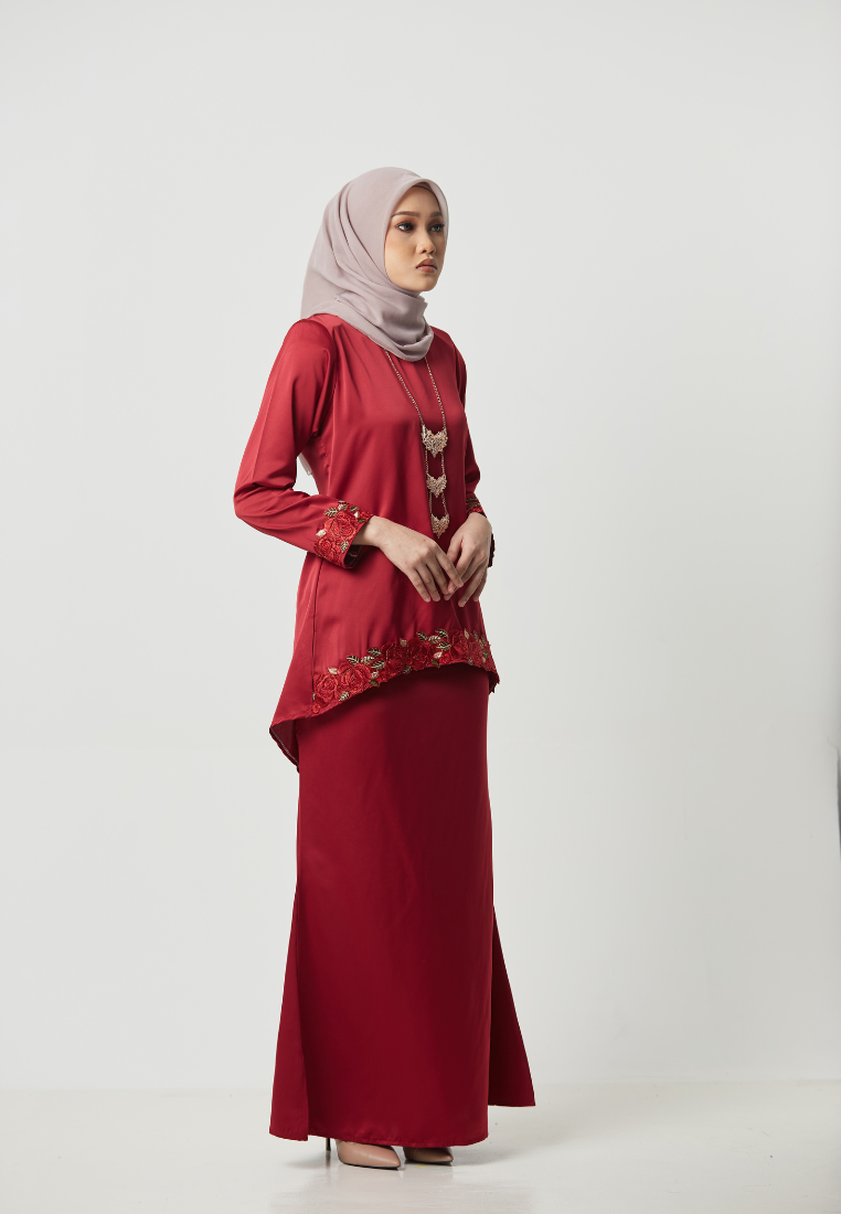 Kurung Moleq - Maroon