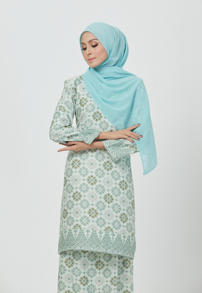 The Emerald Kurung | Powder