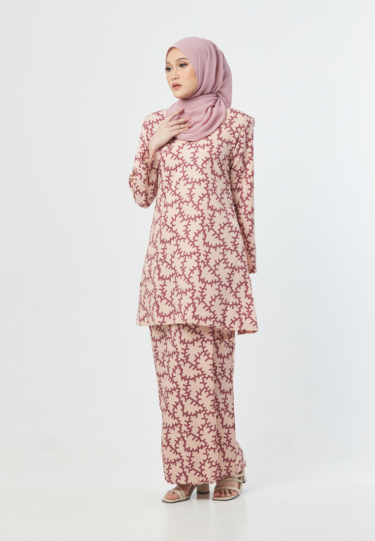 The Khaleesa Kurung | Pink