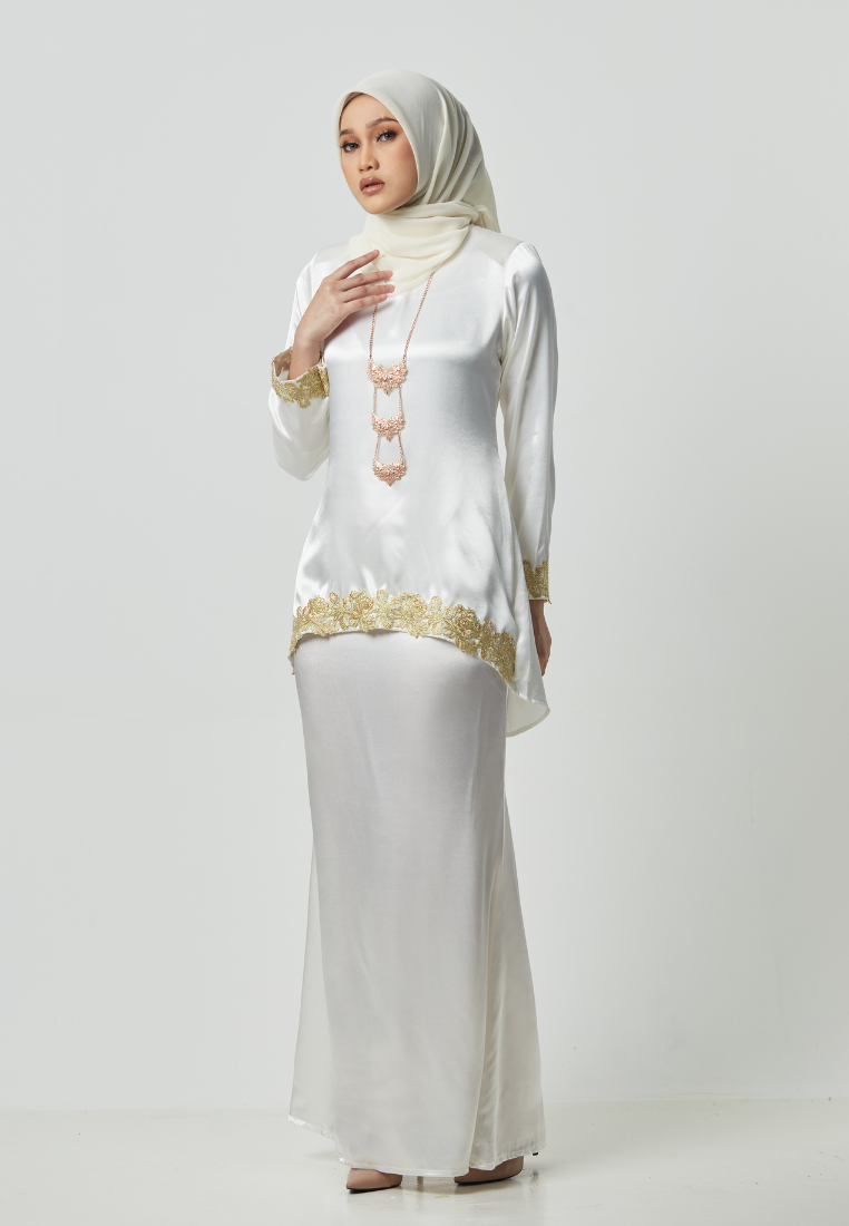 Kurung Moleq - Off White