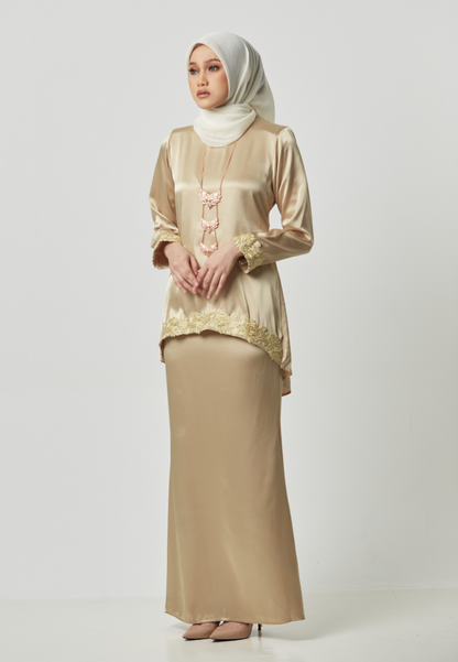 Kurung Moleq - Gold