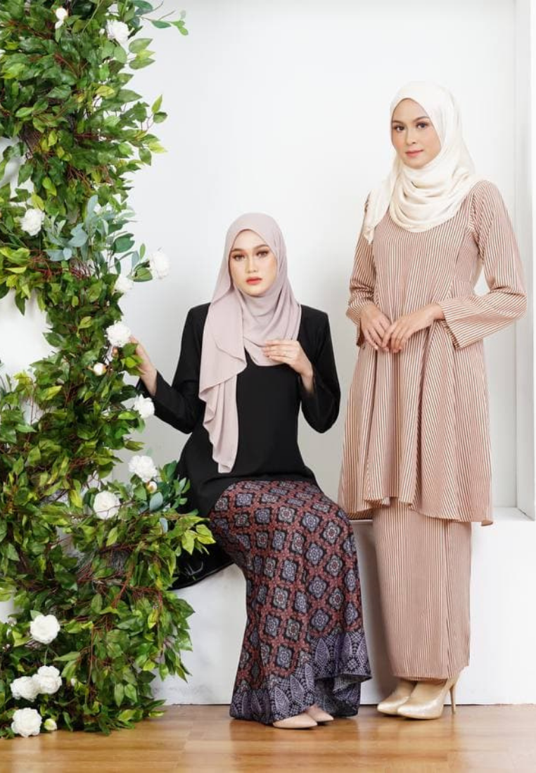 Kurung Khalsom - Beige