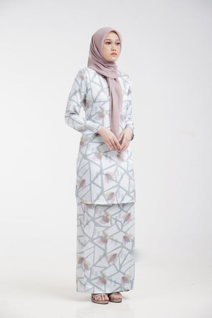 Nona Manis | Light Blue