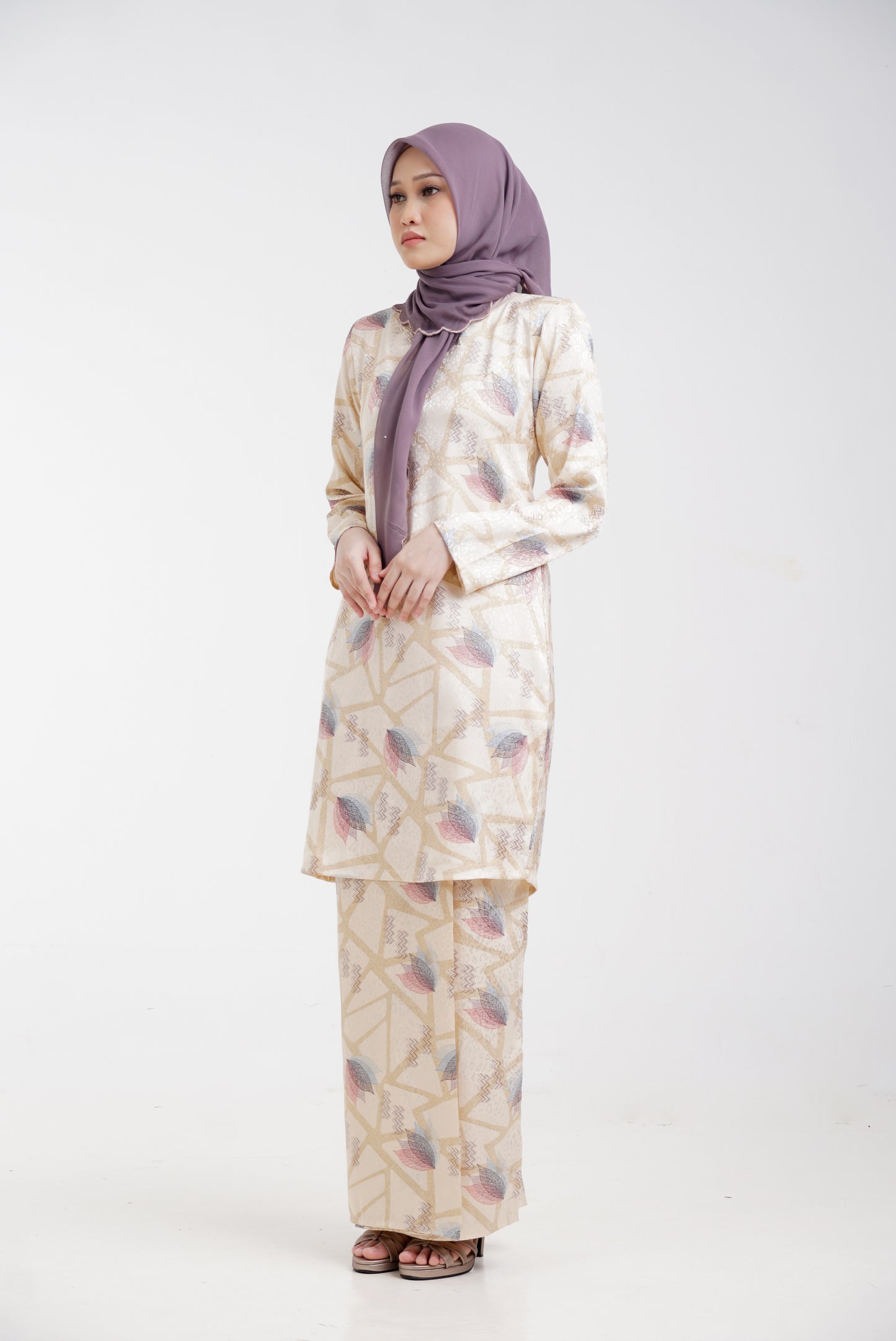 Nona Manis | Cream